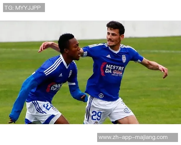 坎布尔与乌德青年激战在即谁能在这场较量中笑到最后